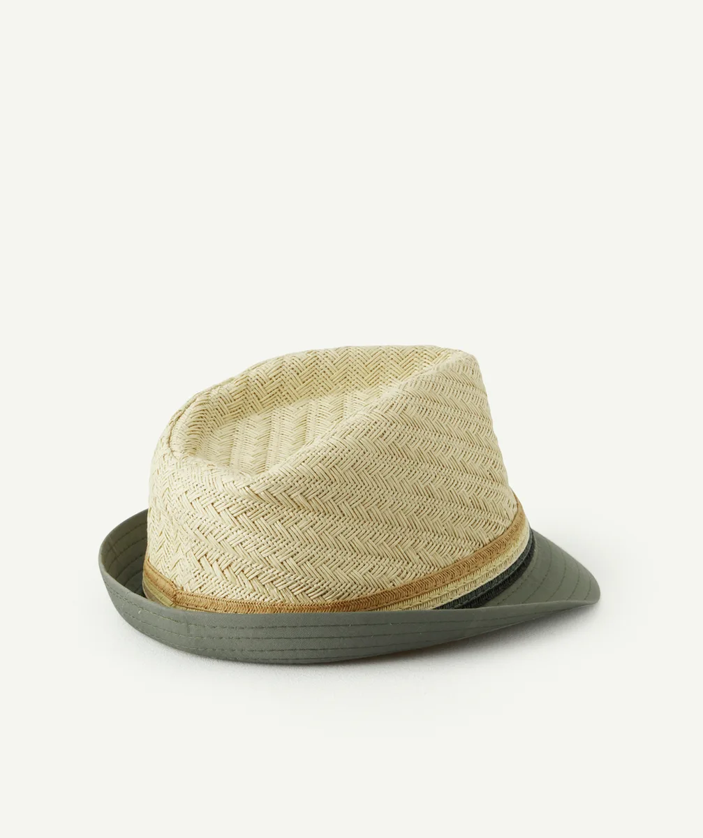 hat9